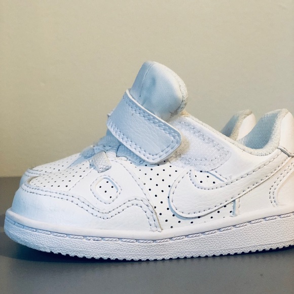 nike son of force baby